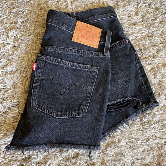 New Black Levi’s 501 Shorts - Picture 1 of 2